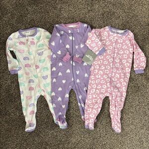 *NEW 3pc Gerber Sleep ‘n Play Purple and Pink Patterned Footies Sleepers Onsies